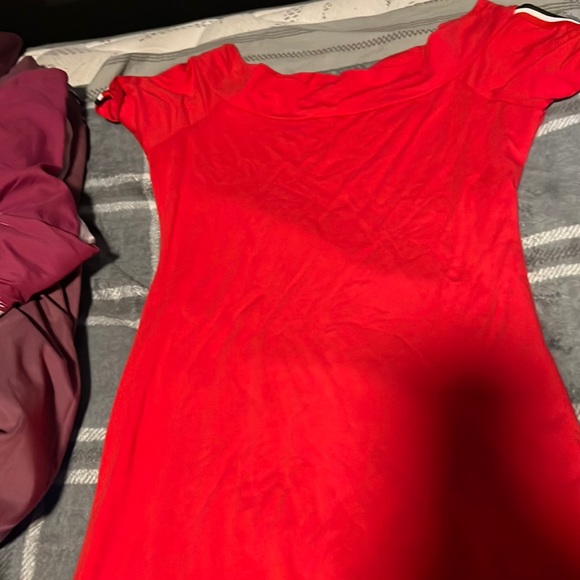 Dress - Picture 1 of 3